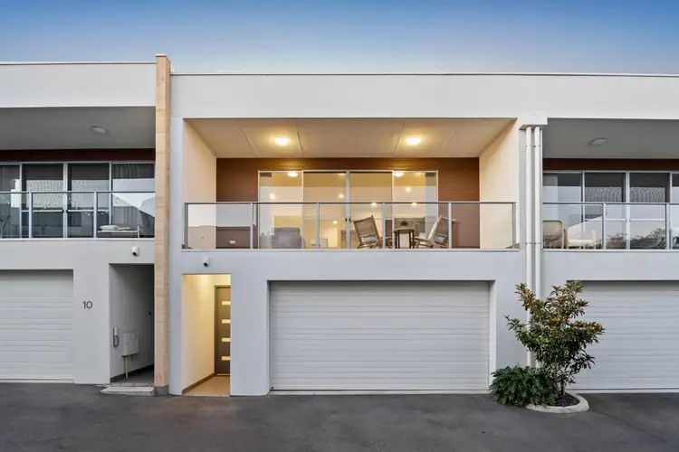 11/5 Patawalonga Frontage, Glenelg North SA 5045