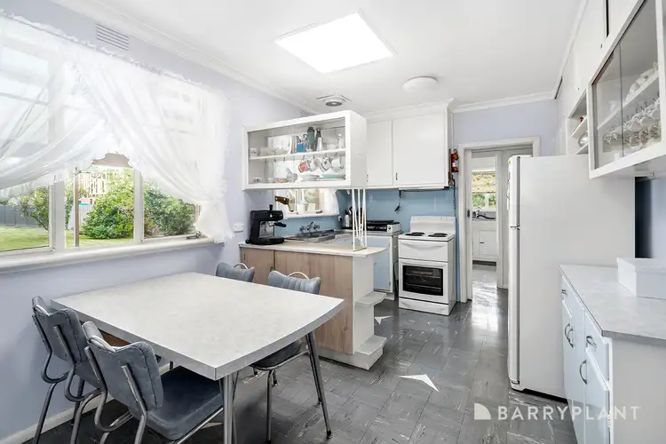 Fifth view of Homely house listing, 5 Kalina Court, Kilsyth VIC 3137