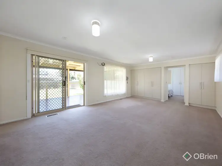 Fifth view of Homely house listing, 33 Berkeley Street, Huntingdale VIC 3166