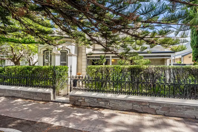 9 Pier Street, Glenelg SA 5045