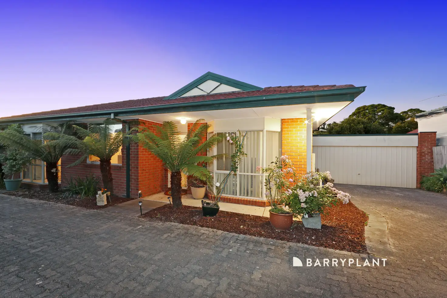 Main view of Homely unit listing, 2/7 Drake Street, Ferntree Gully VIC 3156