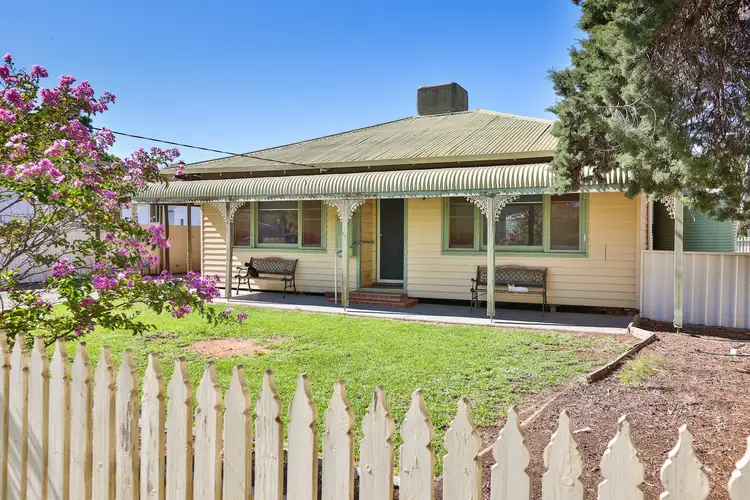 4 Parke Street, Robinvale VIC 3549