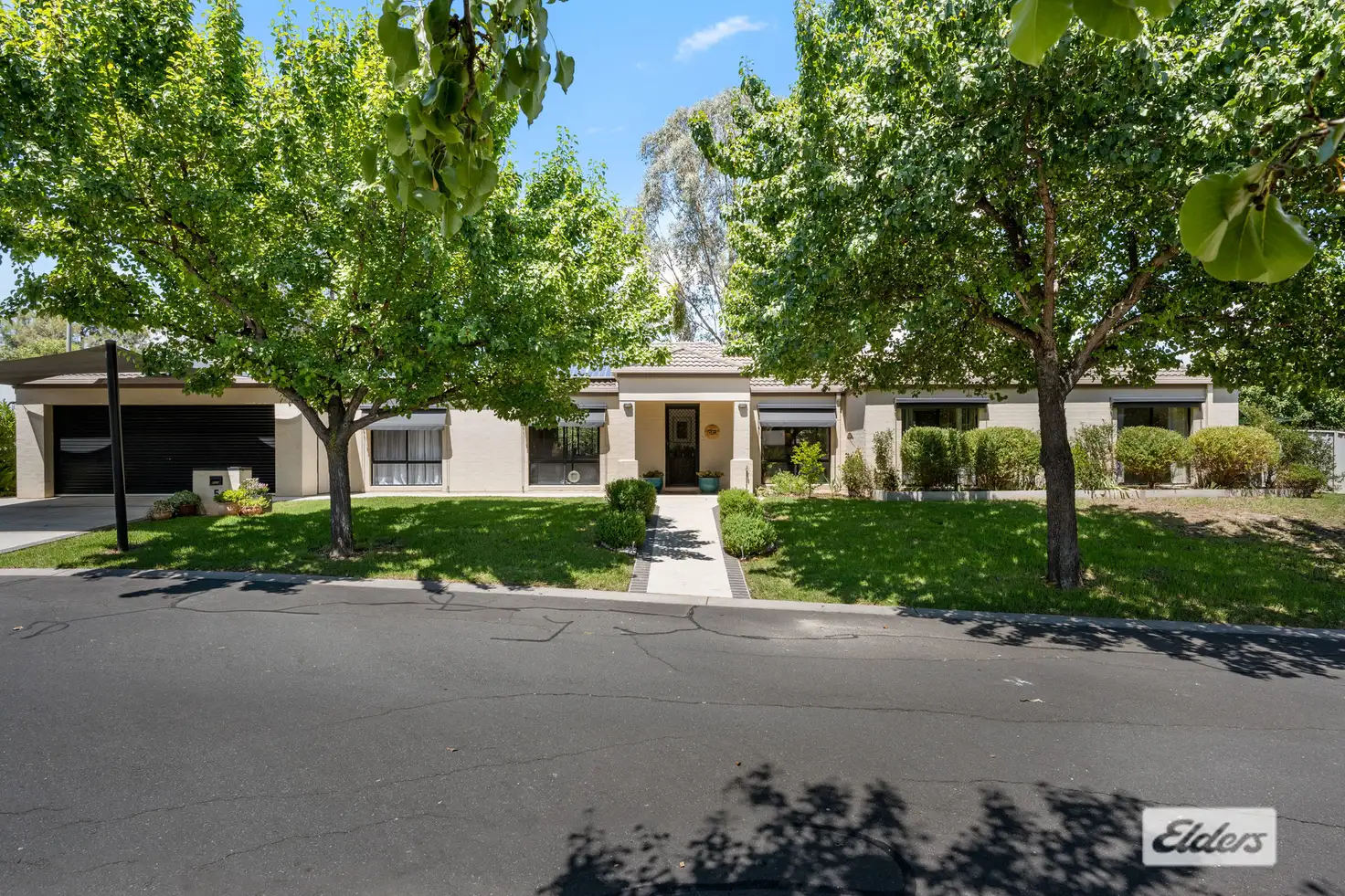 Main view of Homely house listing, 5 Pitcher Place, Wodonga VIC 3690