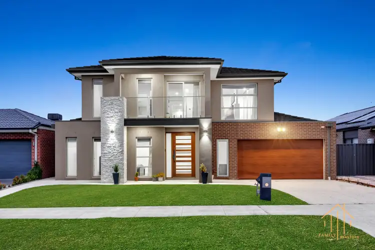 13 Hammersmith Way, Cranbourne East VIC 3977