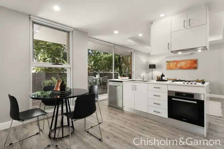 Fourth view of Homely apartment listing, 2/24 Pine Avenue, Elwood VIC 3184