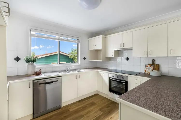 Third view of Homely house listing, 10 Wren Close, Thornton NSW 2322
