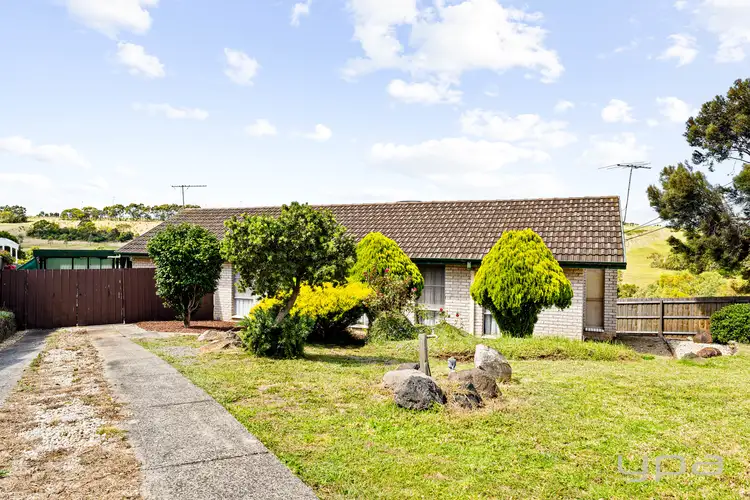 Second view of Homely house listing, 7 Tooan Court, Westmeadows VIC 3049