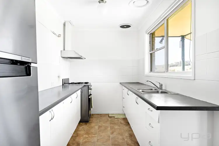 Fifth view of Homely house listing, 7 Tooan Court, Westmeadows VIC 3049