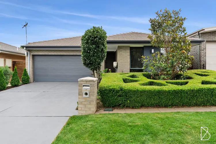 10 Grannall Street, Forde ACT 2914
