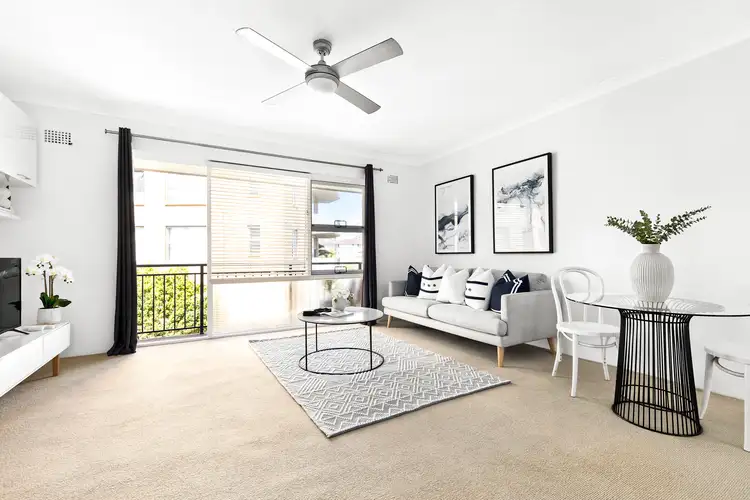 Main view of Homely unit listing, 3/82 Dee Why Parade, Dee Why NSW 2099