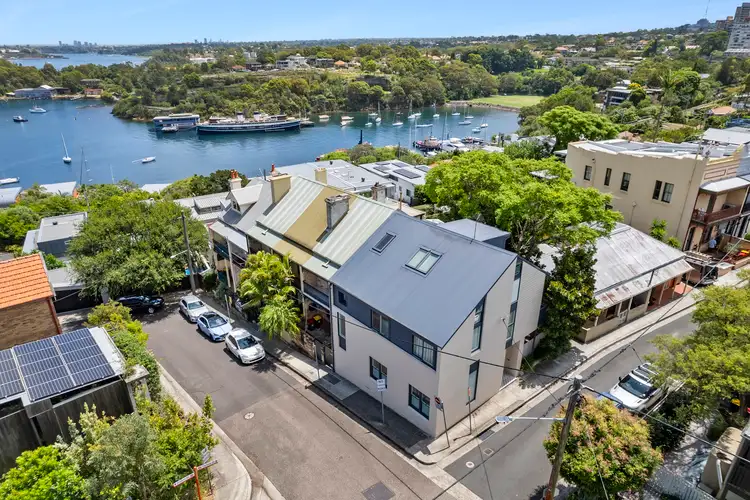 2 Thomas Street, Mcmahons Point NSW 2060