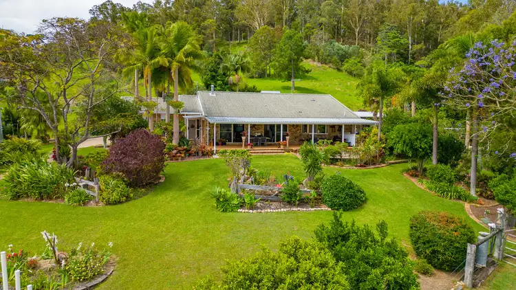 215 Hay Road, Canina QLD 4570