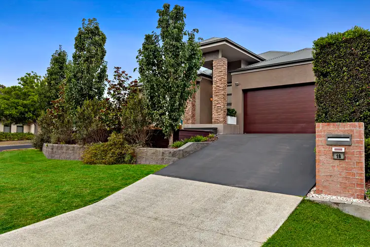 18 Konara Crescent, Fletcher NSW 2287