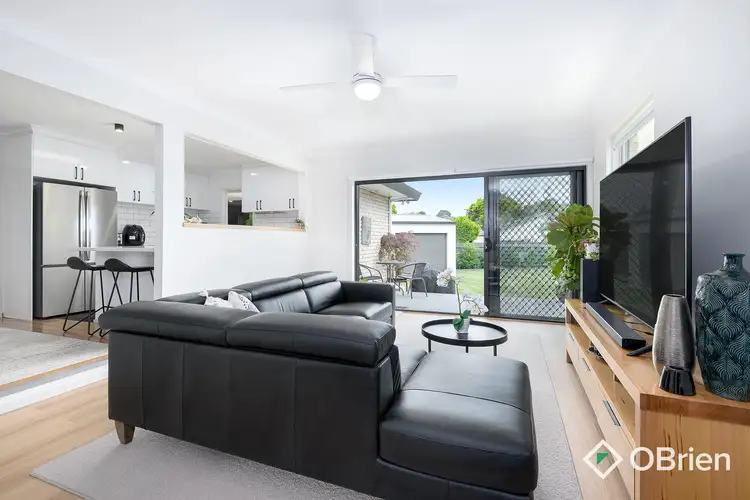 Sixth view of Homely house listing, 5 Giselle Court, Frankston VIC 3199