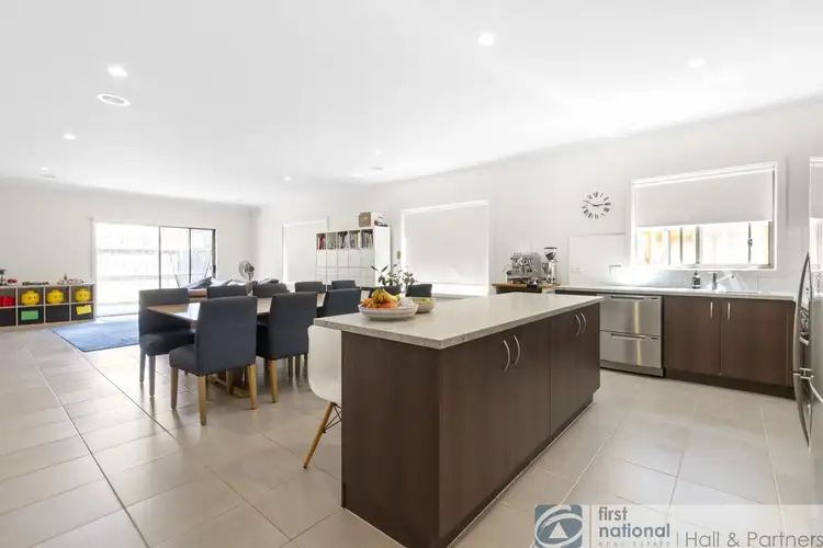 Fifth view of Homely house listing, 18 Dahlia Crescent, Keysborough VIC 3173