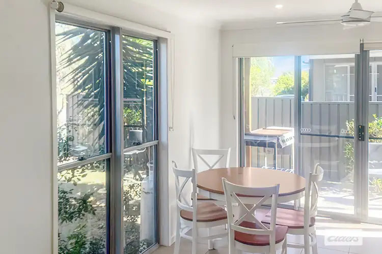 Fifth view of Homely unit listing, 1/33-35 Daisy Street, Miles QLD 4415