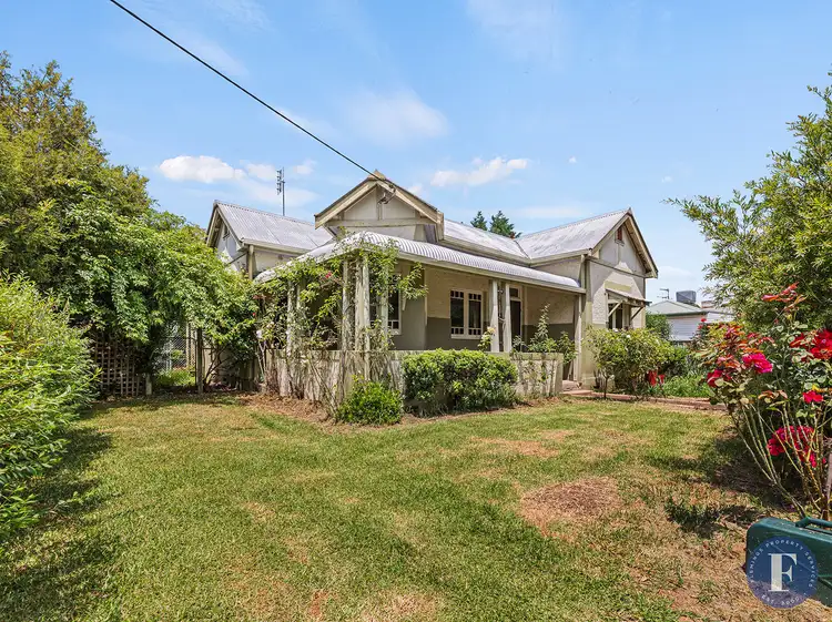 78 Court Street, Boorowa NSW 2586