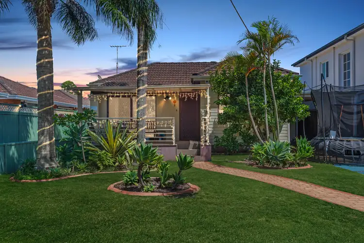 35 Chuter Avenue, Ramsgate Beach NSW 2217