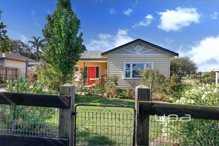 9 & 11 Malcolm Street, Kalkallo VIC 3064