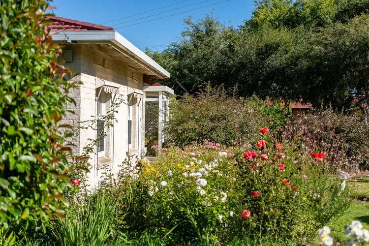 14 Parker Avenue, Strathalbyn SA 5255