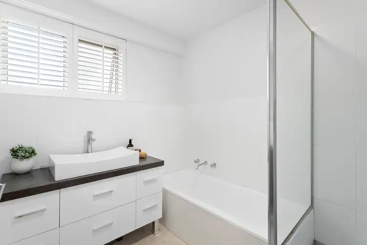 Fourth view of Homely apartment listing, 6/740 Orrong Road, Toorak VIC 3142