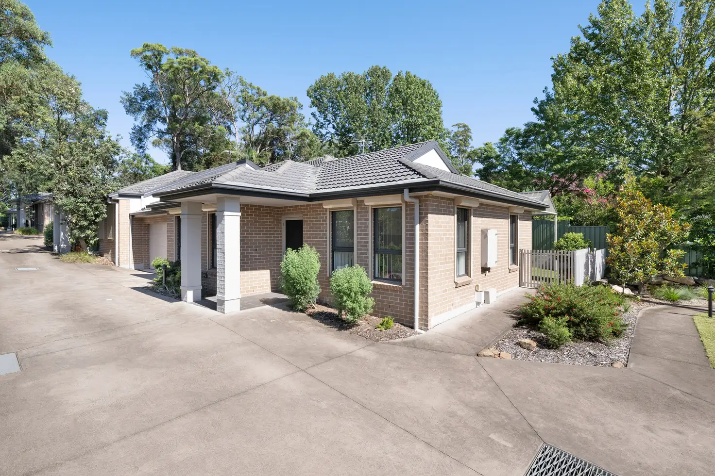 Main view of Homely villa listing, 1/37 Layton Avenue, Blaxland NSW 2774