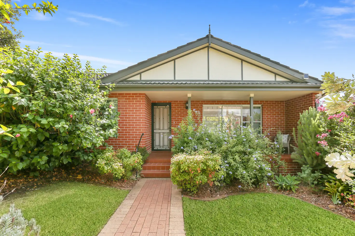 Main view of Homely villa listing, 2/28 Endeavour Street, Sylvania NSW 2224