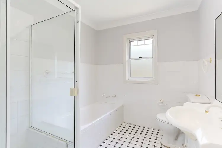 Fifth view of Homely villa listing, 2/28 Endeavour Street, Sylvania NSW 2224