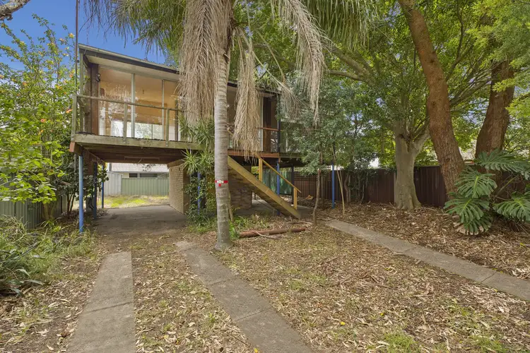 1 Oxford Street, Umina Beach NSW 2257