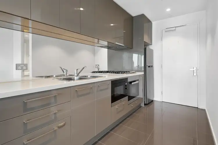 Fourth view of Homely apartment listing, 3302/1 Balston Street, Southbank VIC 3006