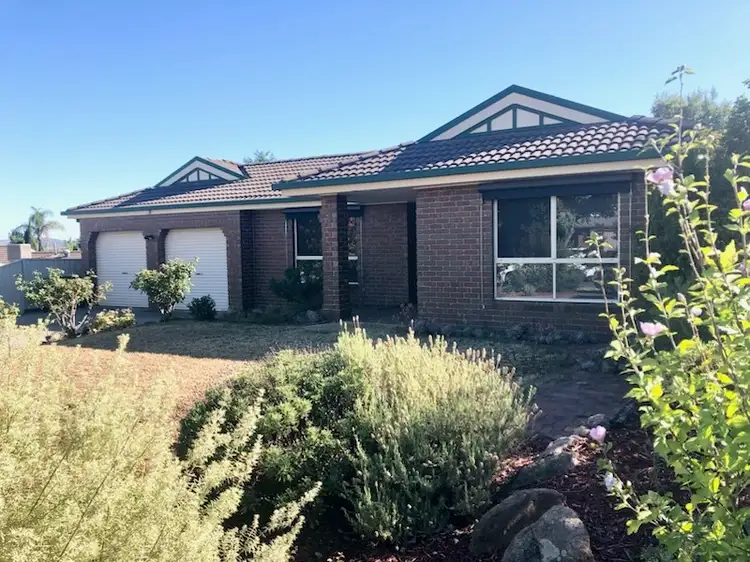 Main view of Homely house listing, 2 Falcon Circuit, Wodonga VIC 3690
