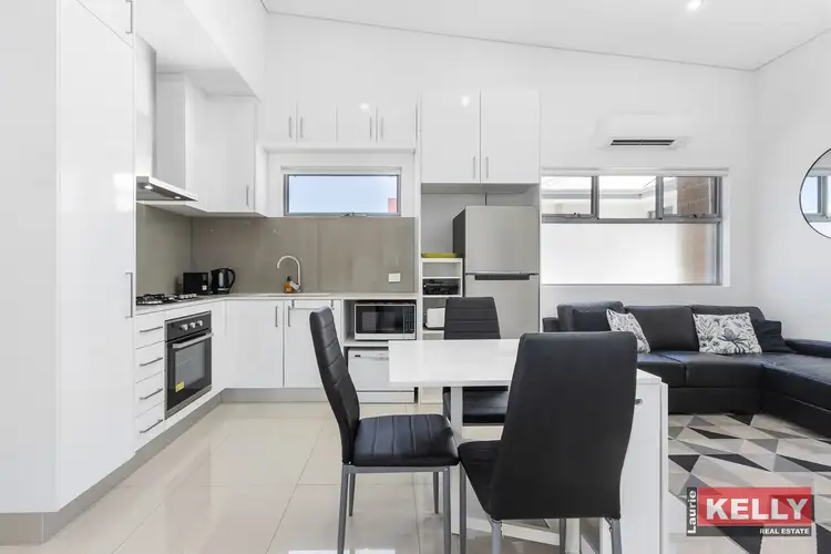 8/3 Salisbury Road, Rivervale WA 6103
