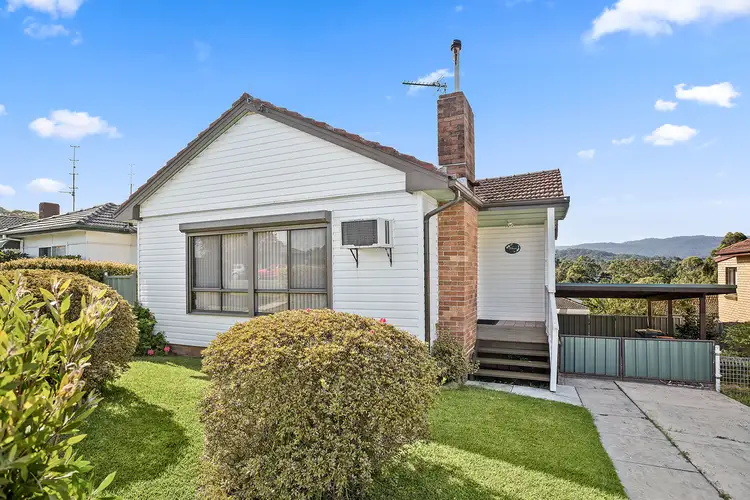 84 Farmborough Road, Unanderra NSW 2526