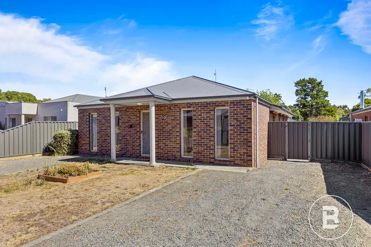 Second view of Homely house listing, 10 Jemacra Place, Mount Clear VIC 3350