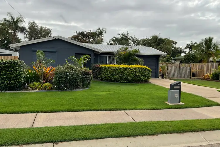 43 Feeney Avenue, Rasmussen QLD 4815