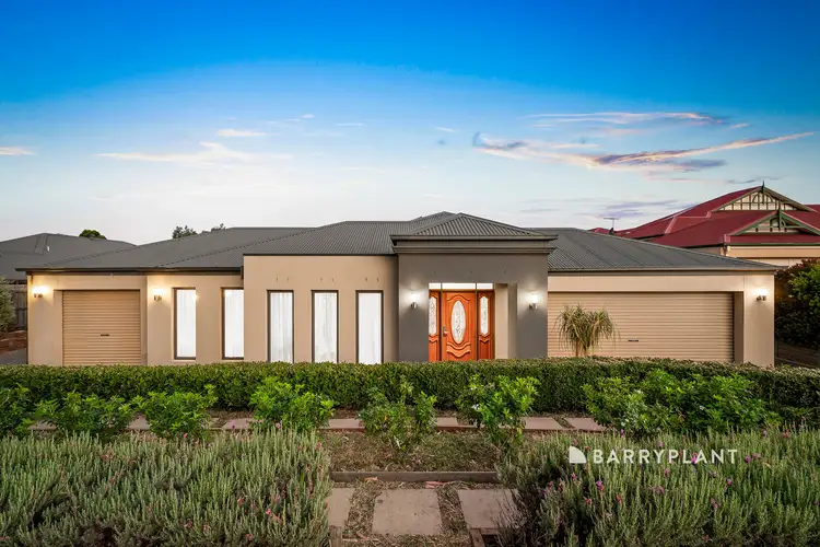 70-72 Marisa Crescent, Berwick VIC 3806