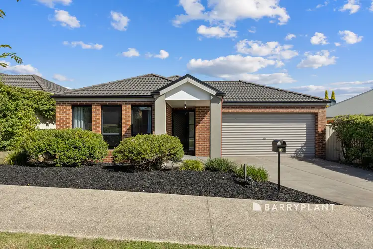 Main view of Homely house listing, 19 Macquarie Circuit, Pakenham VIC 3810