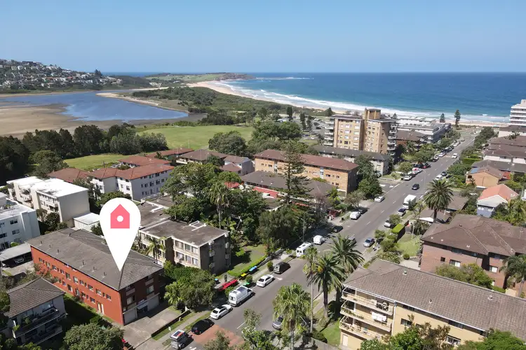 Second view of Homely apartment listing, 3/64 Dee Why Parade, Dee Why NSW 2099