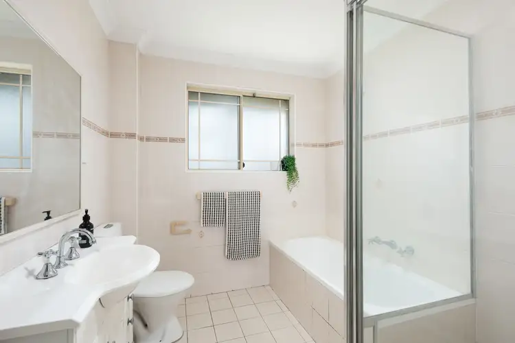 Sixth view of Homely unit listing, 22/8-10 Vista Street, Caringbah NSW 2229