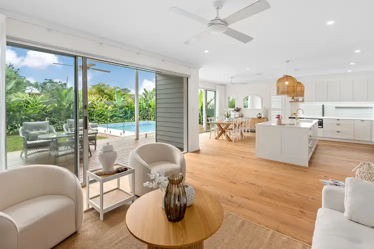 Second view of Homely house listing, 15 Alto Avenue, Seaforth NSW 2092