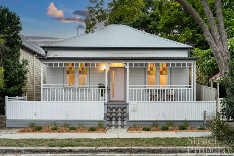 3 Oliver Street, Hamilton NSW 2303