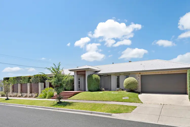 4 Moomba Street, Mornington VIC 3931