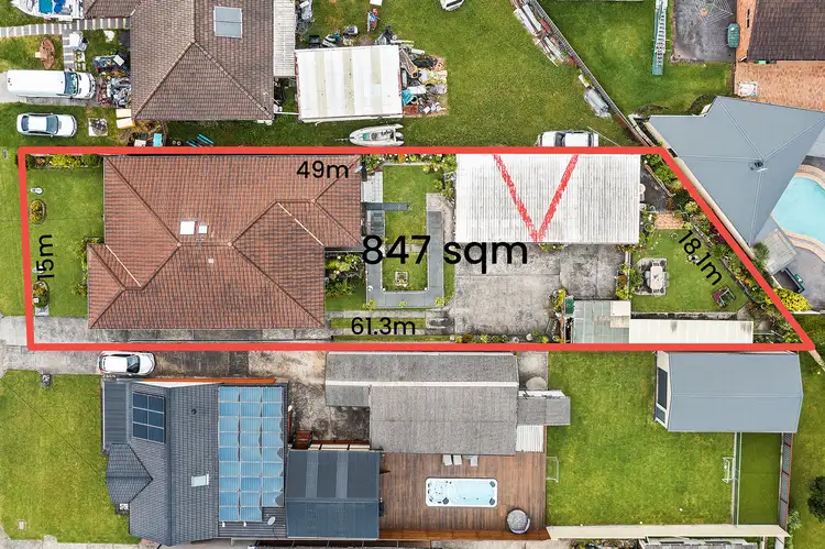 Fifth view of Homely house listing, 4 Kingsley Drive, Lake Heights NSW 2502