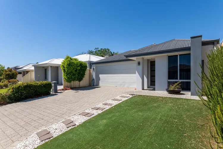 42 Cedar Way, Maddington WA 6109
