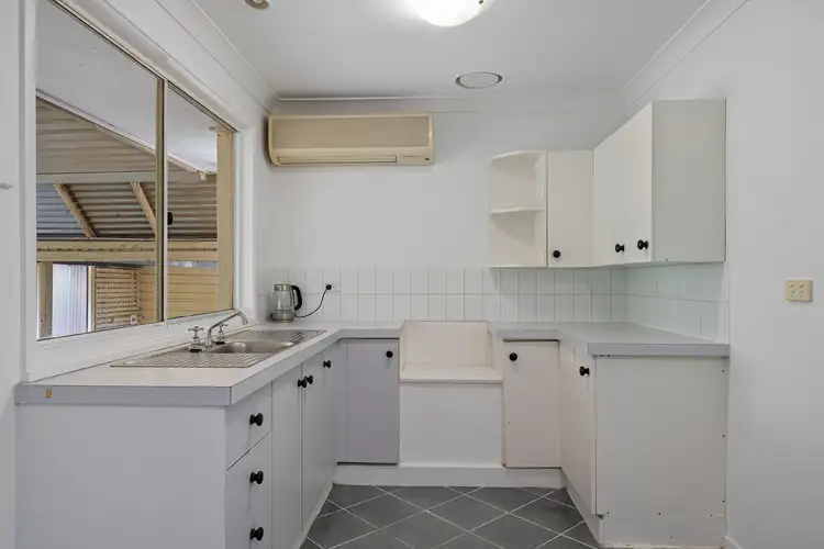 Sixth view of Homely house listing, 4 Pamela Close, Bateau Bay NSW 2261