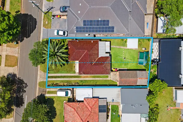 71 Rosina St, Fairfield West NSW 2165