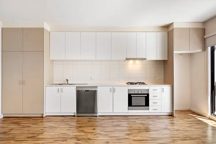202/372 Geelong Road, West Footscray VIC 3012