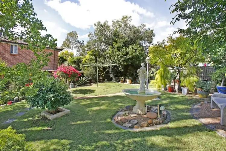 1 Channell Place, Mount Annan NSW 2567