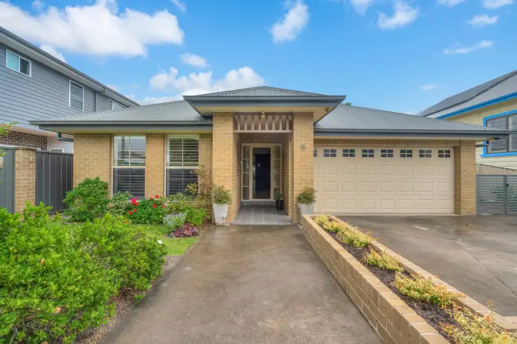 6 Fourth Street, Adamstown NSW 2289
