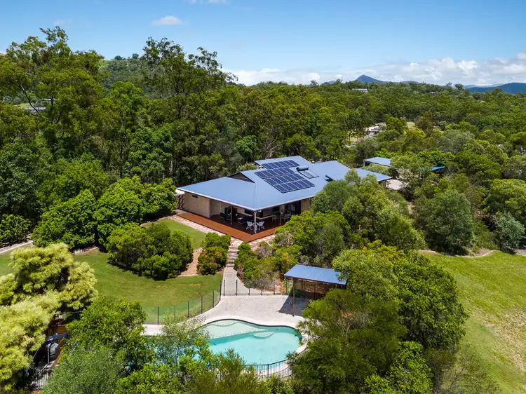 7 Brownlow Court, Cashmere QLD 4500